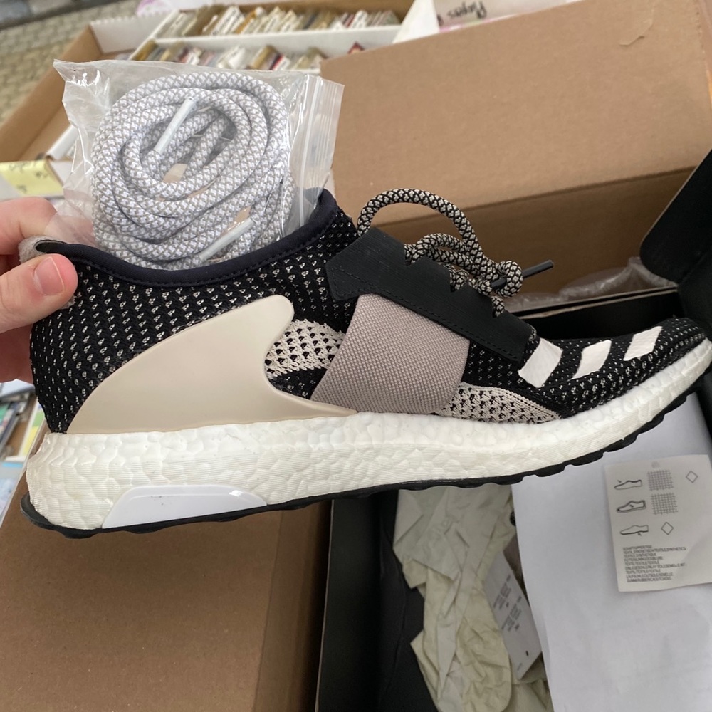 Men’s sneakers